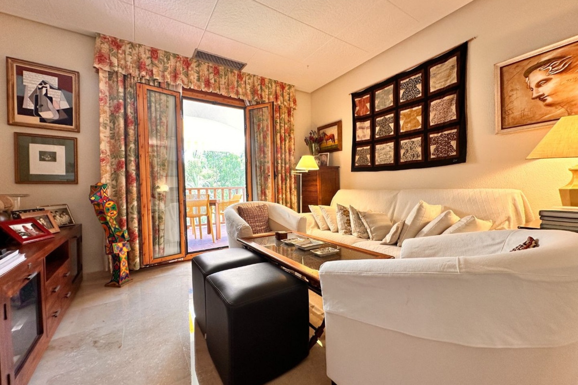 Resale - apartment - Marbella - Nueva Andalucía