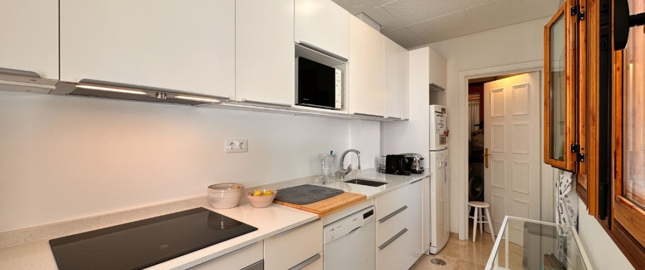 Resale - apartment - Marbella - Nueva Andalucía