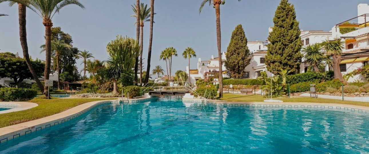 Resale - apartment - Marbella - Nueva Andalucía