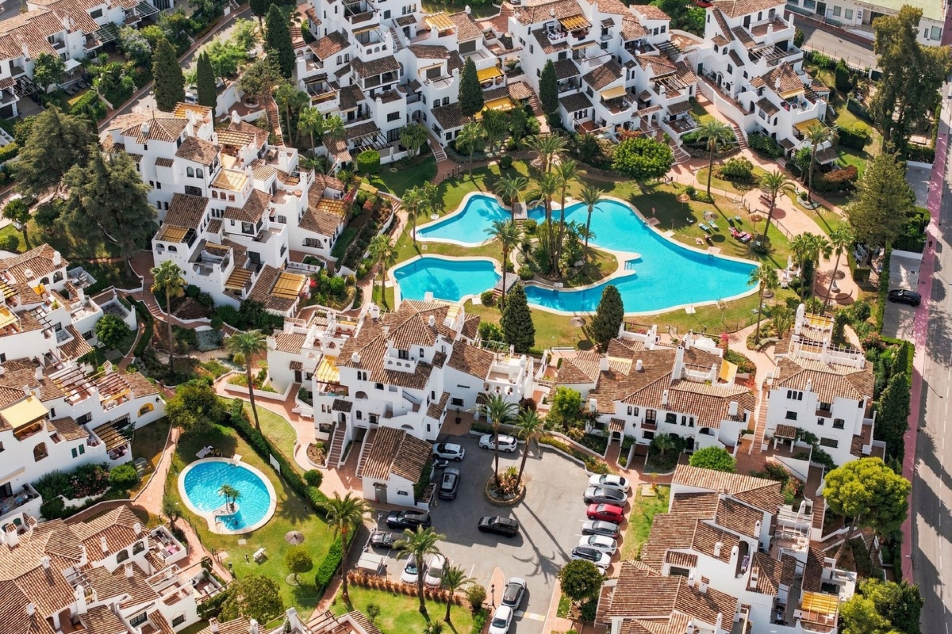 Resale - apartment - Marbella - Nueva Andalucía