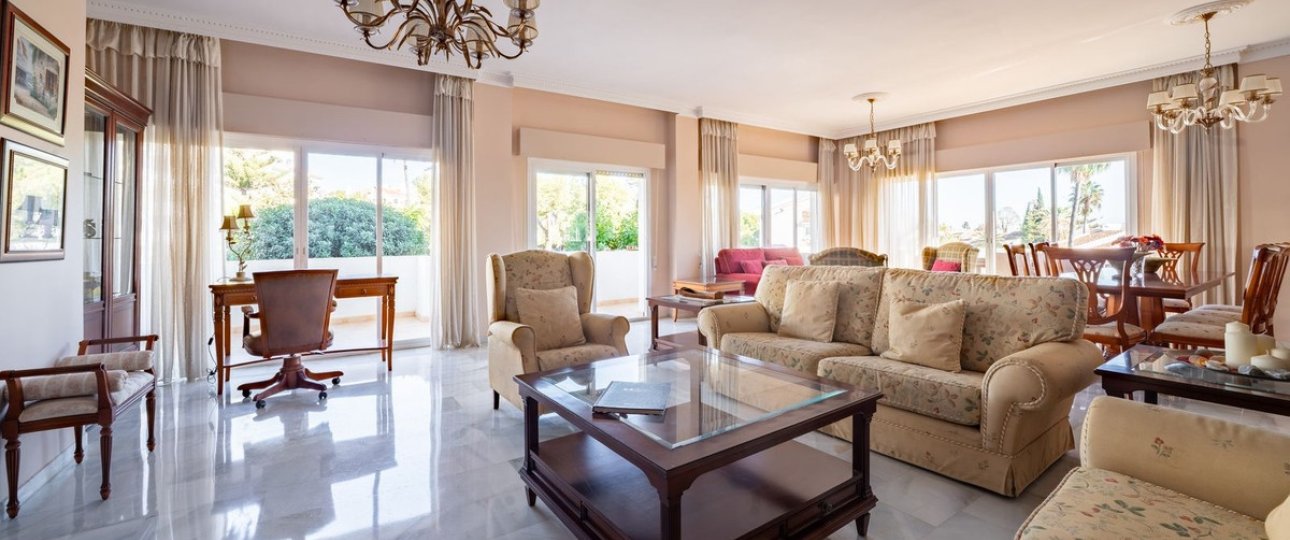 Resale - apartment - Marbella - Nueva Andalucía