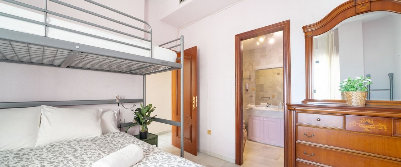 Resale - apartment - Marbella - Nueva Andalucía