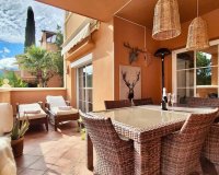 Resale - apartment - Marbella - Nueva Andalucía