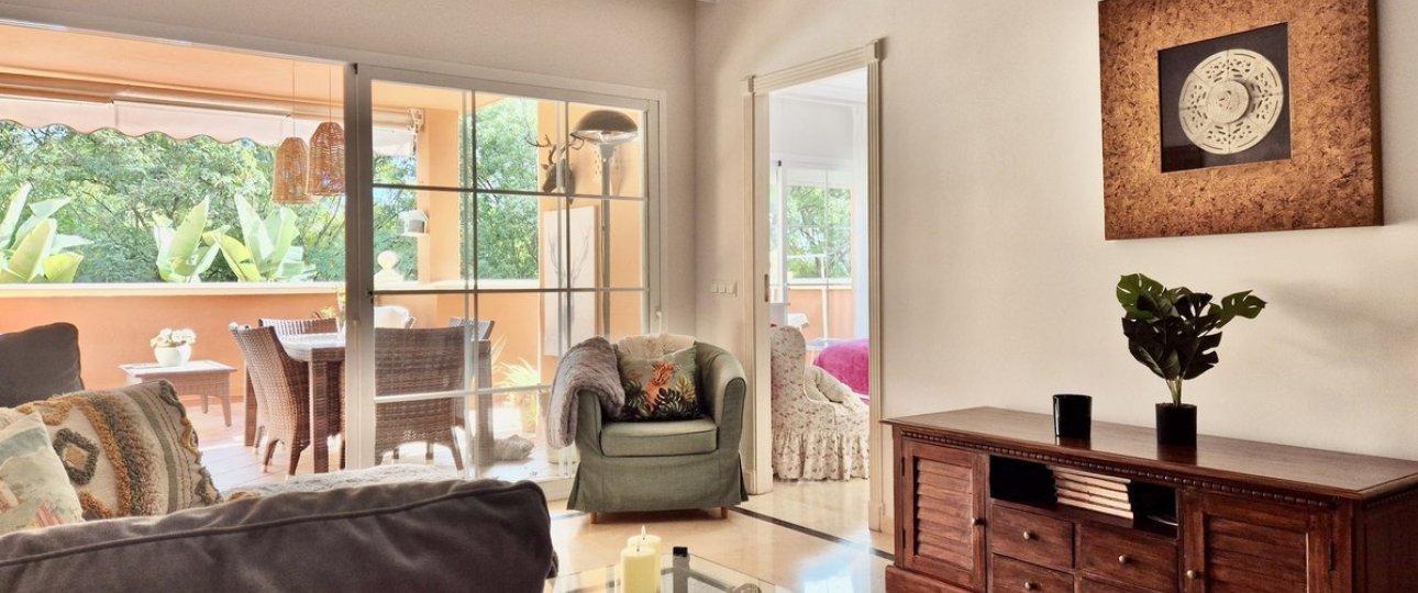 Resale - apartment - Marbella - Nueva Andalucía