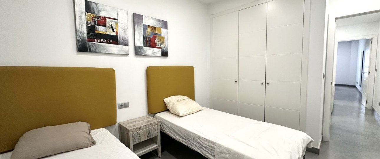 Resale - apartment - Marbella - Nueva Andalucía