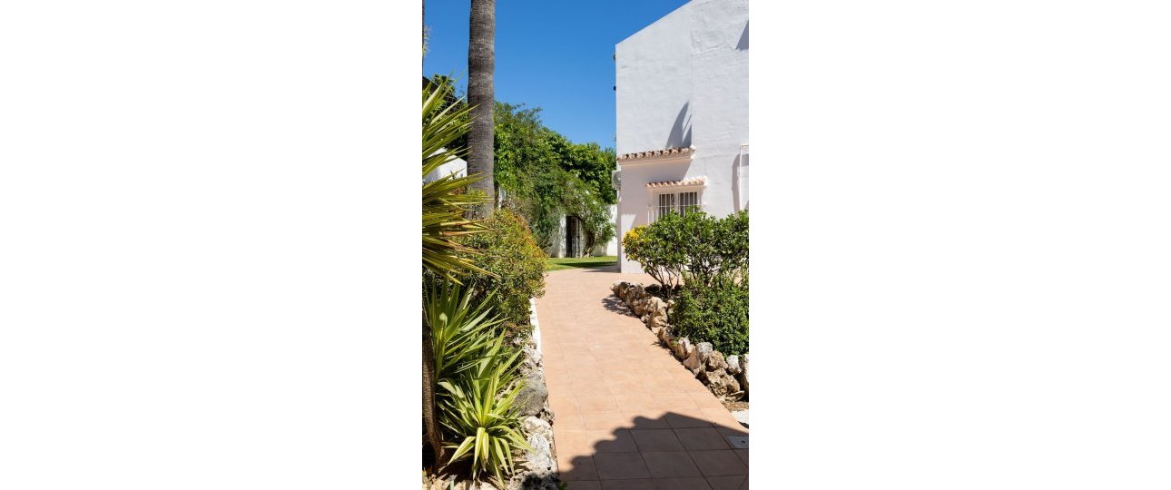 Resale - apartment - Marbella - Nueva Andalucía
