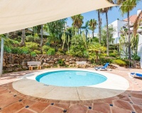 Resale - apartment - Marbella - Nueva Andalucía