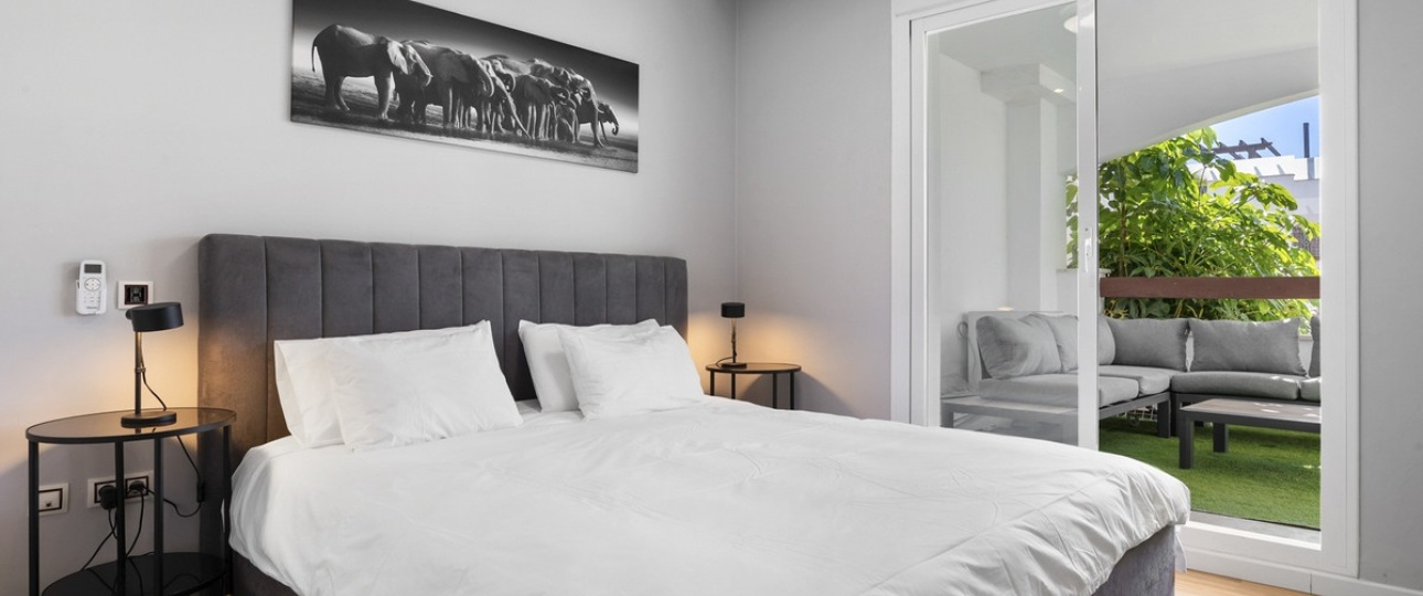 Resale - apartment - Marbella - Nueva Andalucía