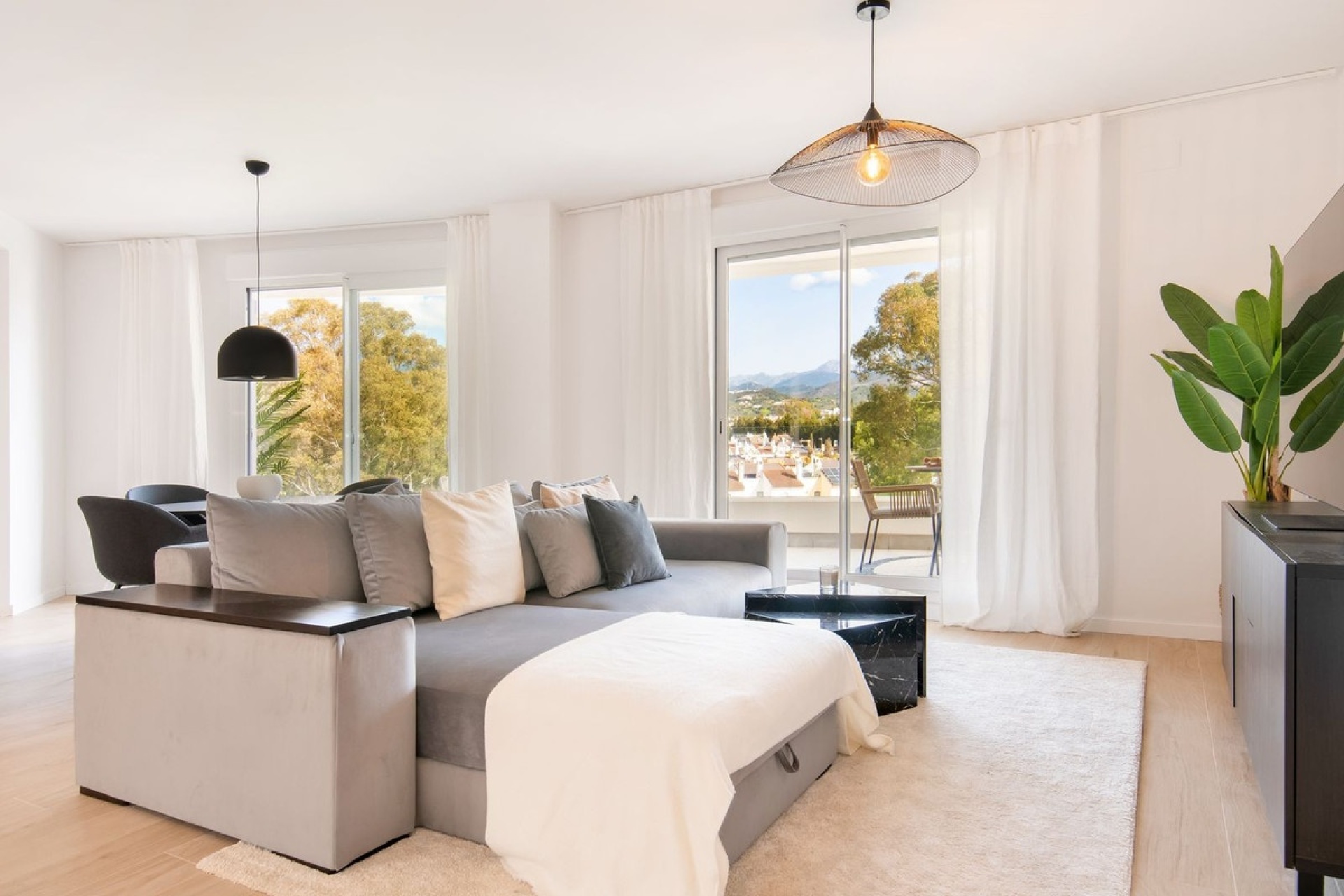 Resale - apartment - Marbella - Nueva Andalucía