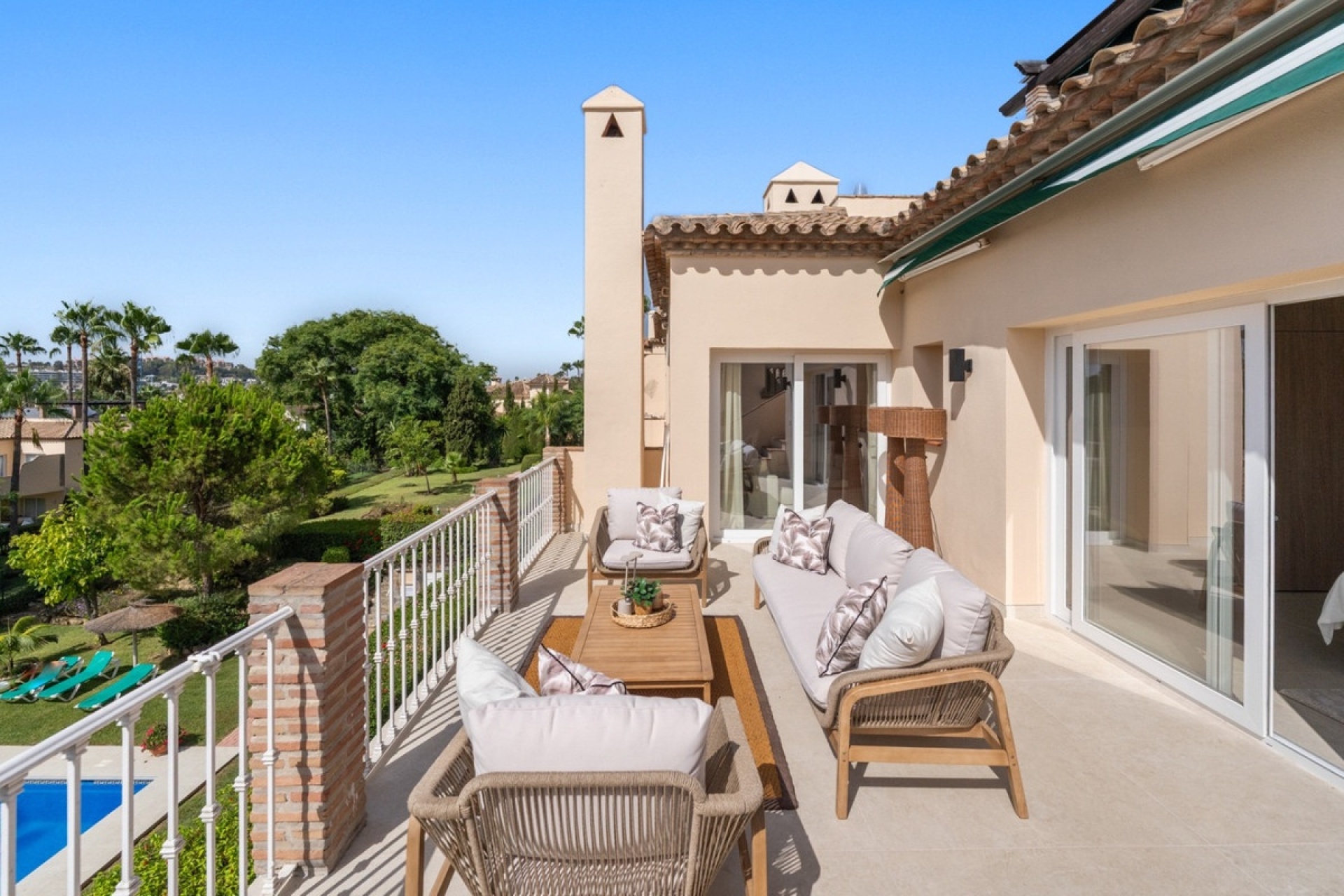 Resale - apartment - Marbella - Nueva Andalucía