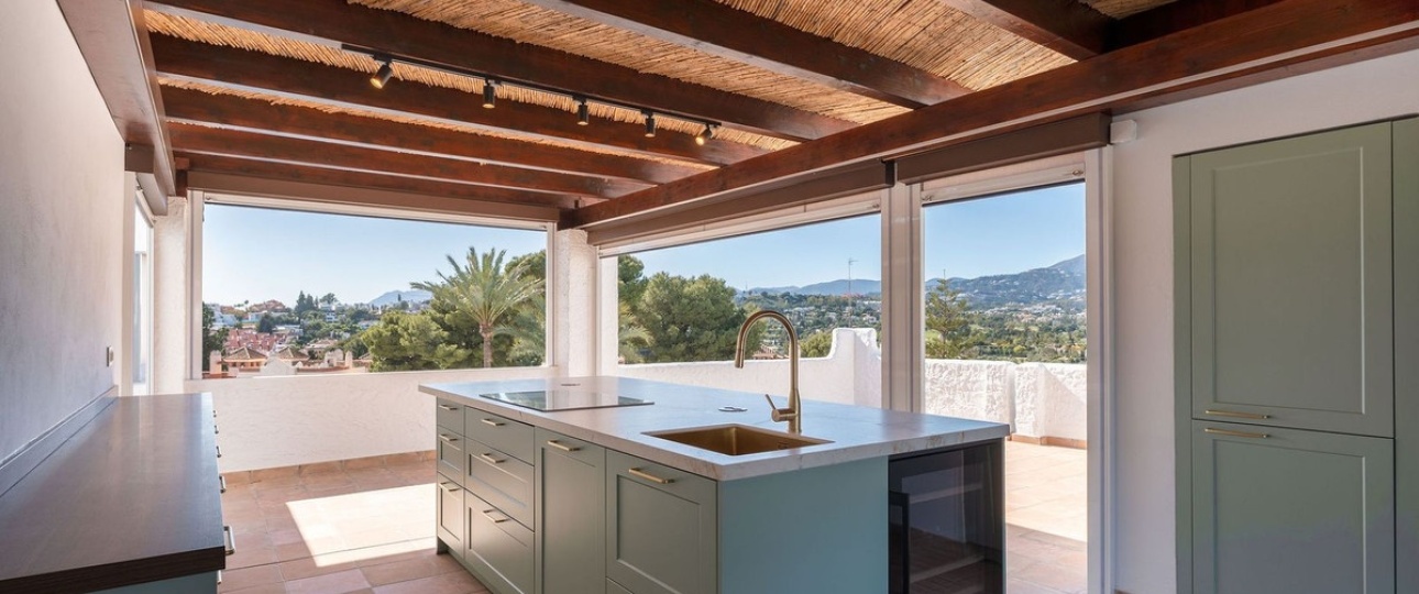 Resale - apartment - Marbella - Nueva Andalucía