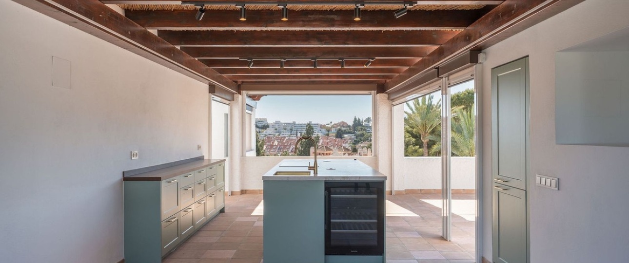 Resale - apartment - Marbella - Nueva Andalucía