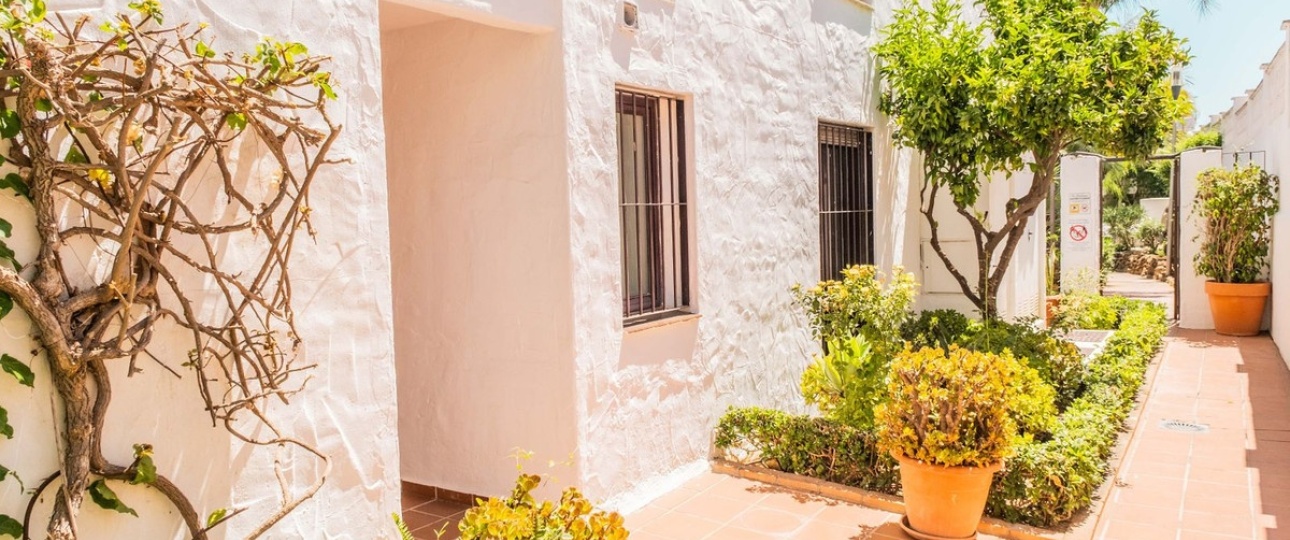Resale - apartment - Marbella - Nueva Andalucía