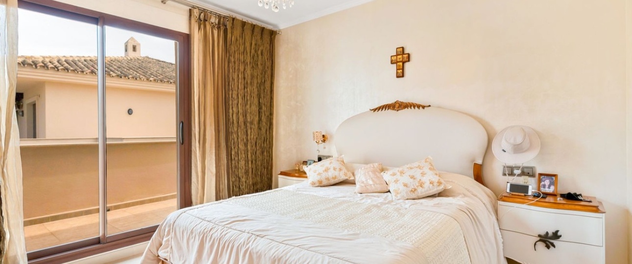 Resale - apartment - Marbella - Nueva Andalucía