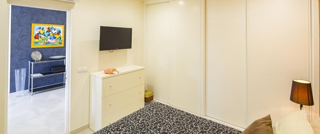 Resale - apartment - Marbella - Nueva Andalucía