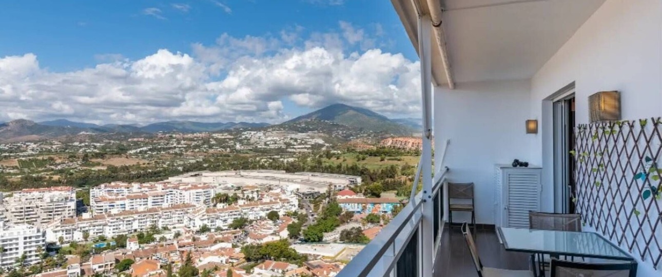 Resale - apartment - Marbella - Nueva Andalucía