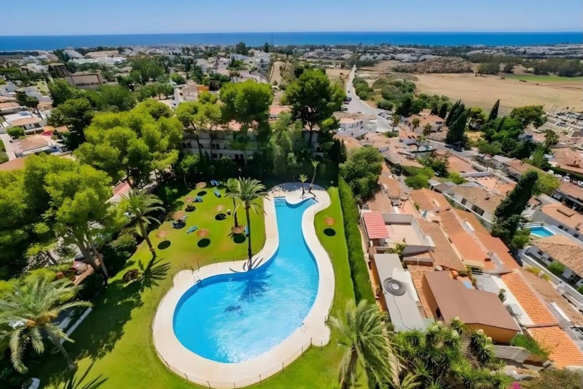 Resale - apartment - Marbella - Nueva Andalucía