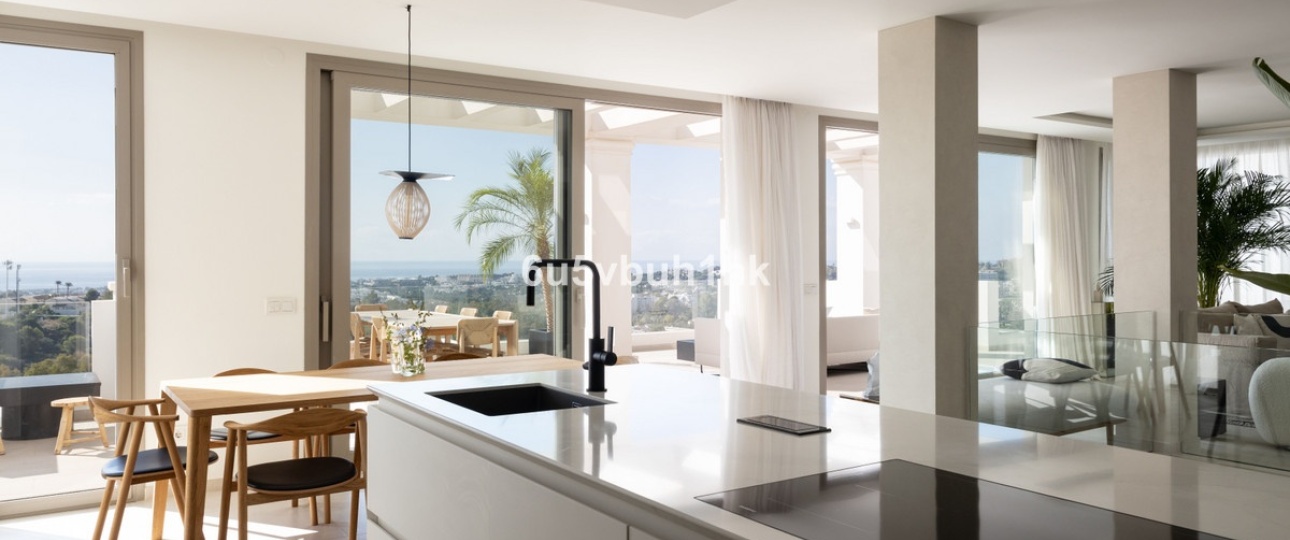 Resale - apartment - Marbella - Nueva Andalucía