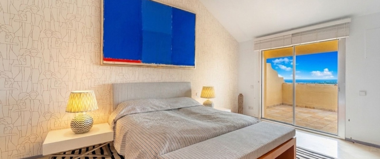 Resale - apartment - Marbella - Nueva Andalucía