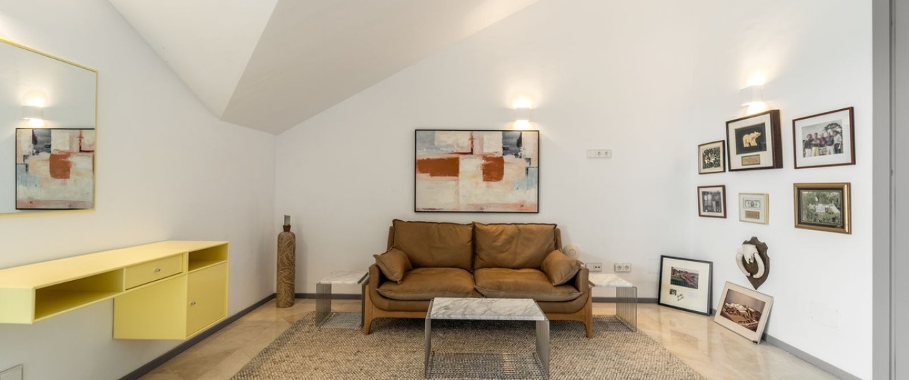 Resale - apartment - Marbella - Nueva Andalucía