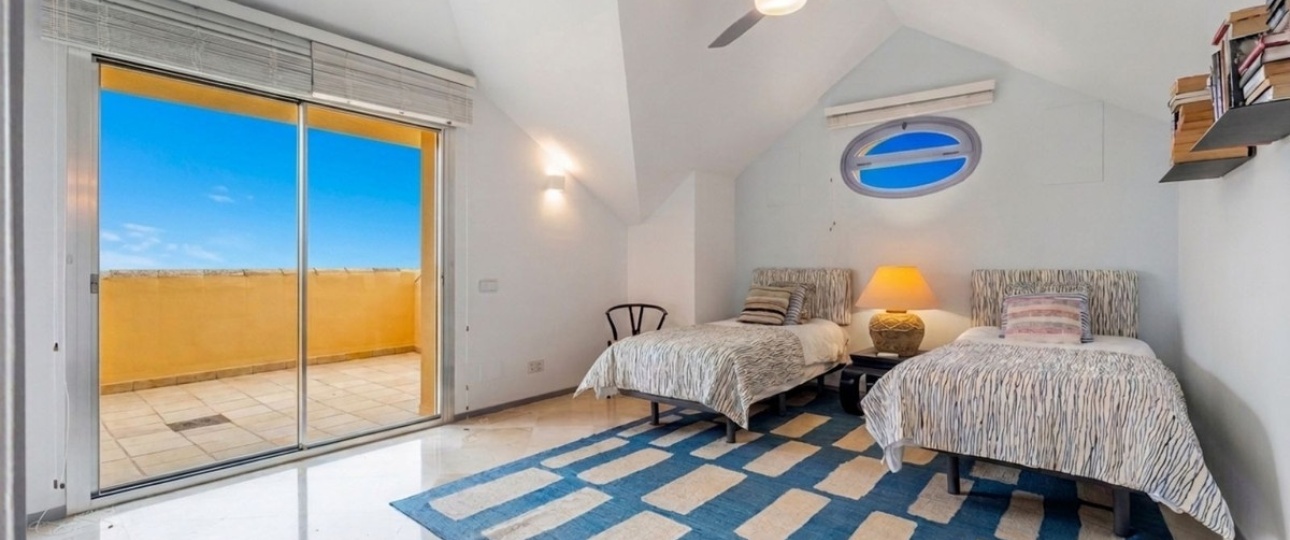 Resale - apartment - Marbella - Nueva Andalucía