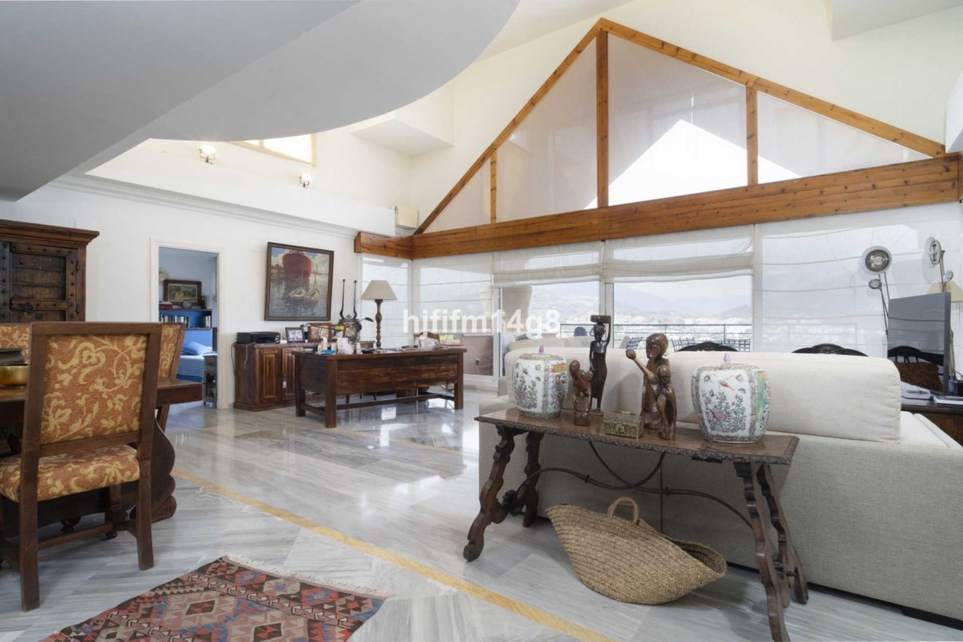 Resale - apartment - Marbella - Nueva Andalucía