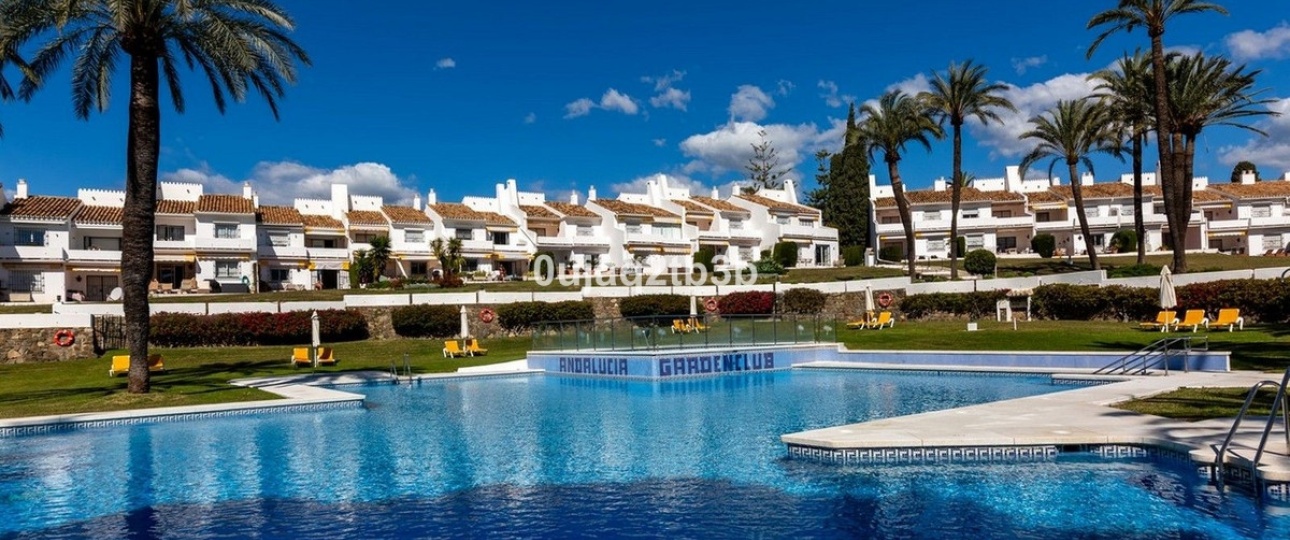 Resale - apartment - Marbella - Nueva Andalucía