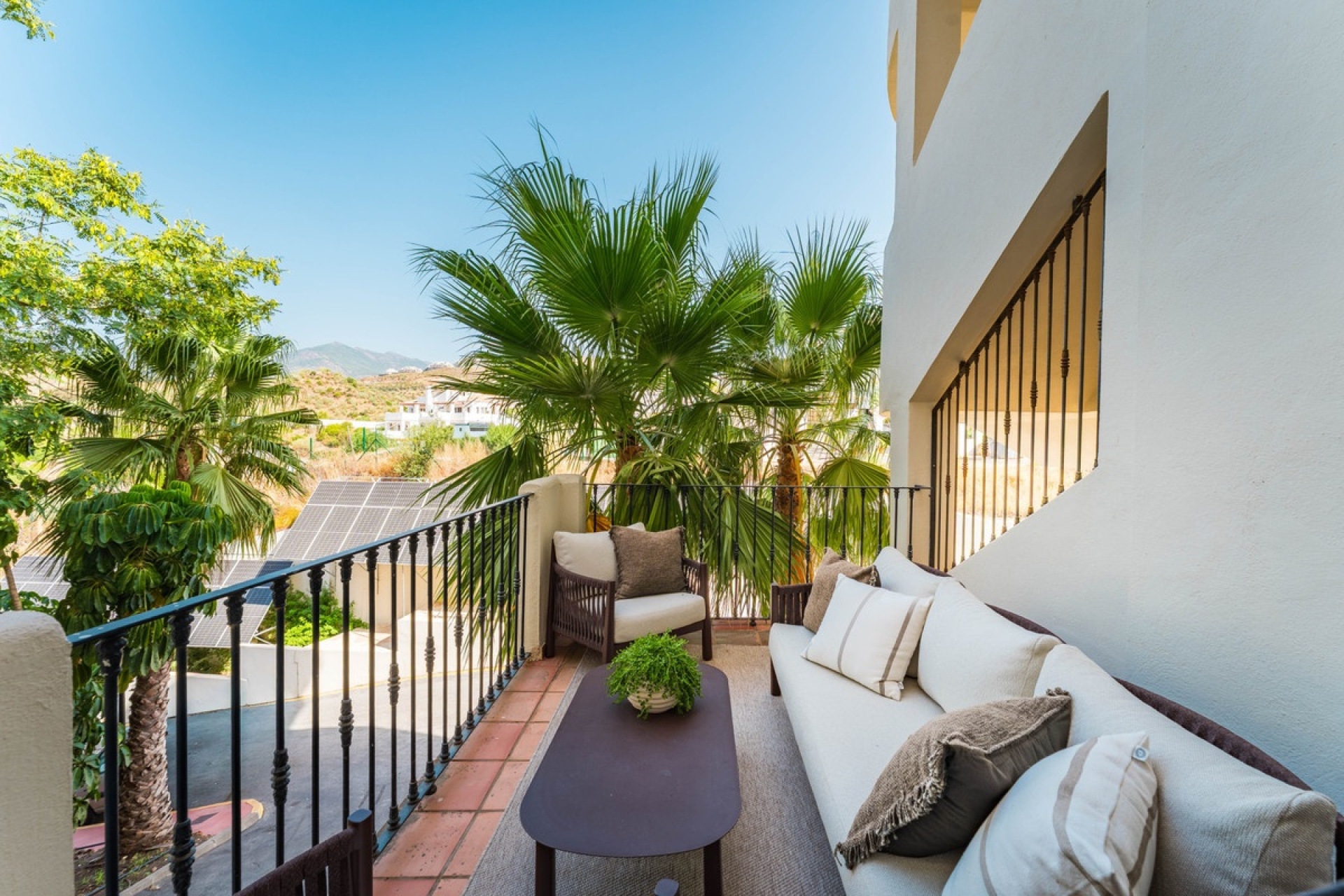 Resale - apartment - Marbella - Nueva Andalucía