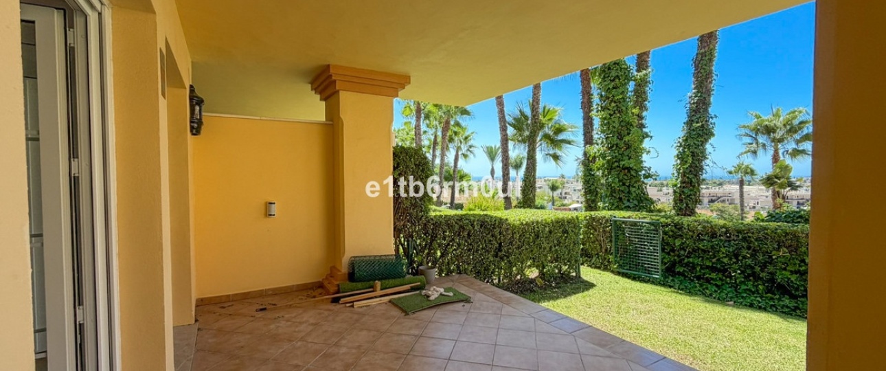Resale - apartment - Marbella - Nueva Andalucía