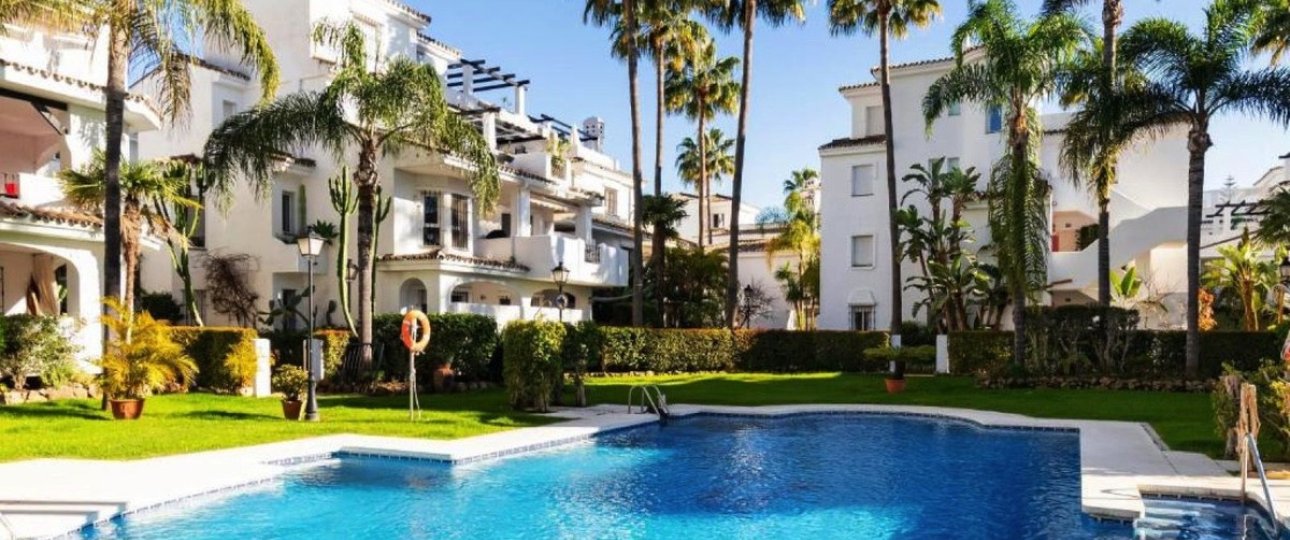 Resale - apartment - Marbella - Nueva Andalucía