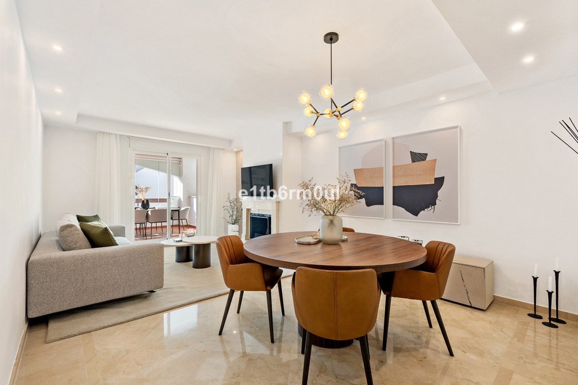 Resale - apartment - Marbella - Nueva Andalucía