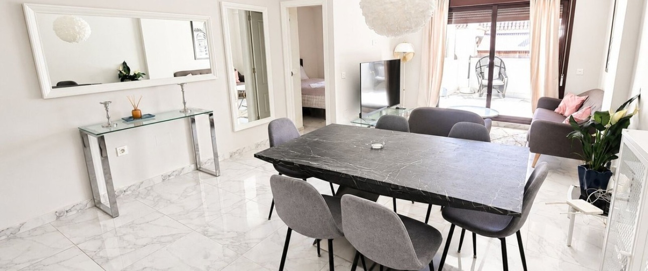 Resale - apartment - Marbella - Nueva Andalucía