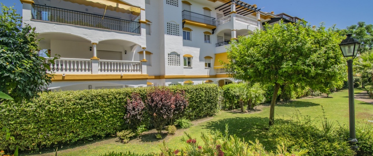 Resale - apartment - Marbella - Nueva Andalucía