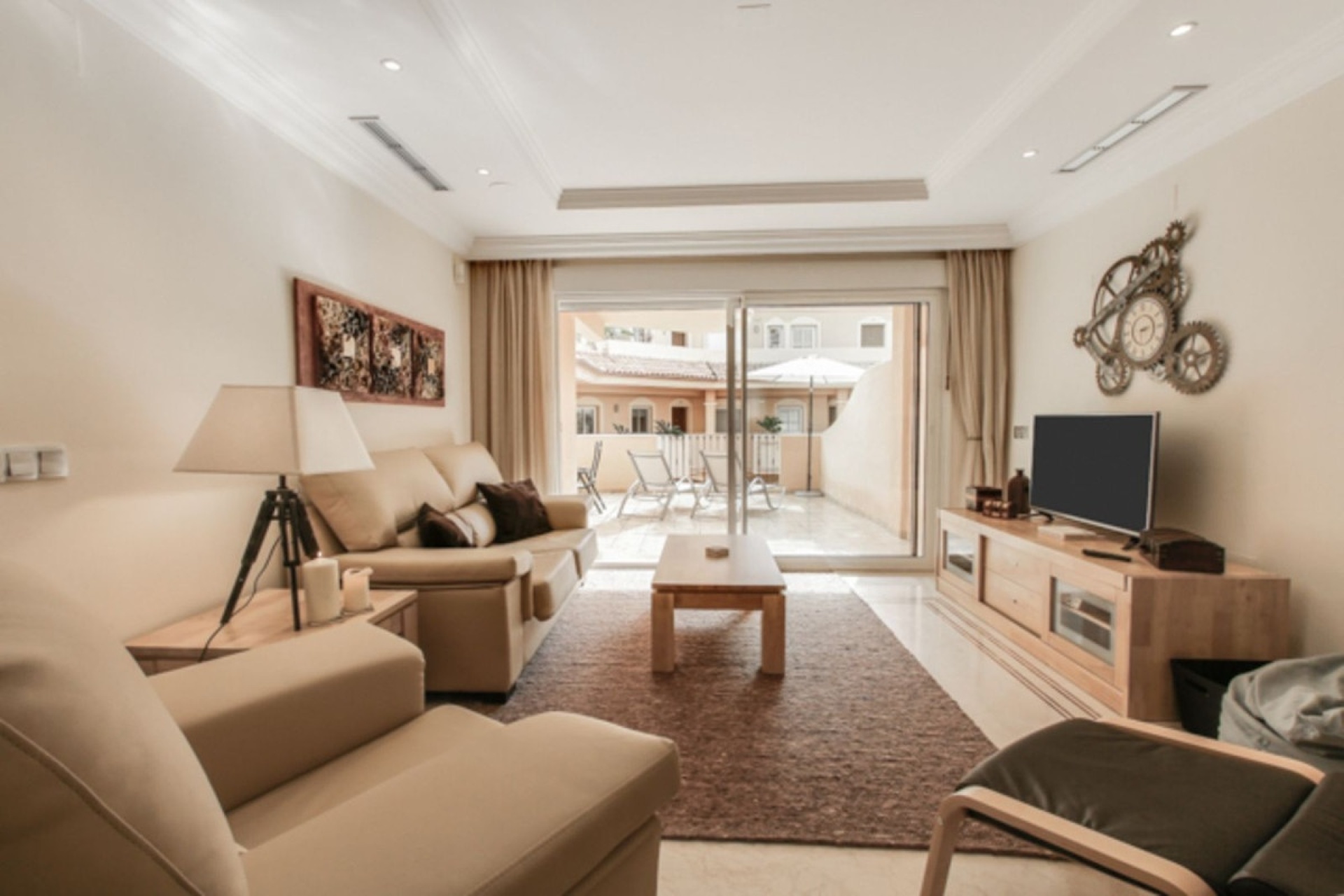 Resale - apartment - Marbella - Nueva Andalucía