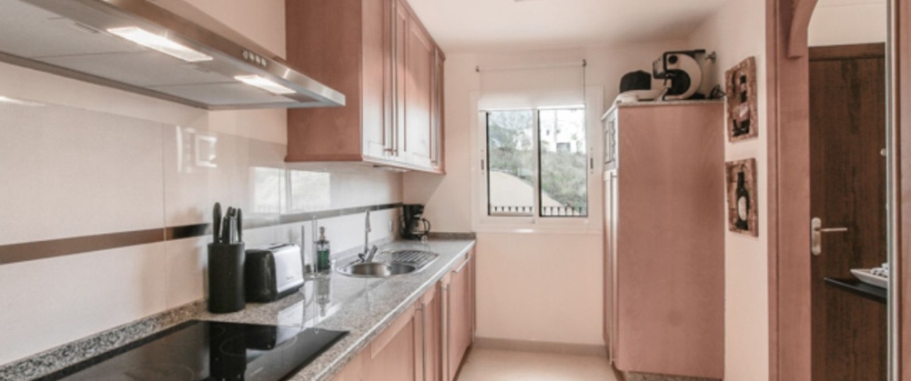 Resale - apartment - Marbella - Nueva Andalucía