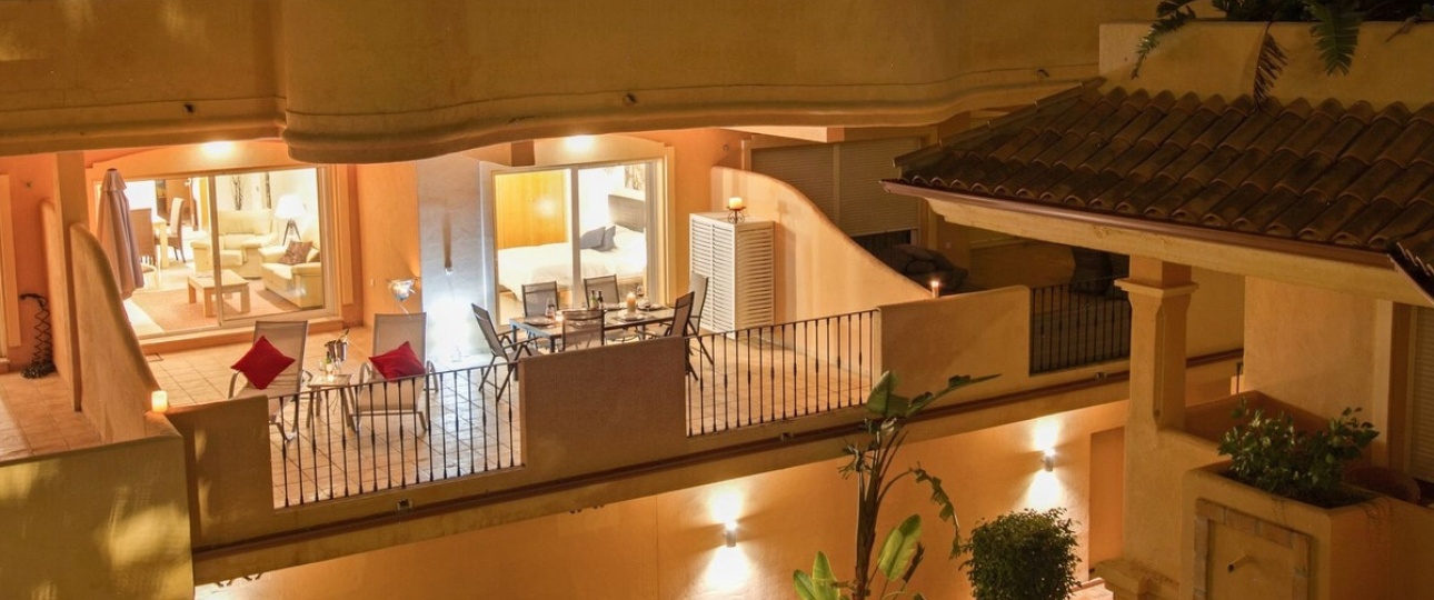 Resale - apartment - Marbella - Nueva Andalucía