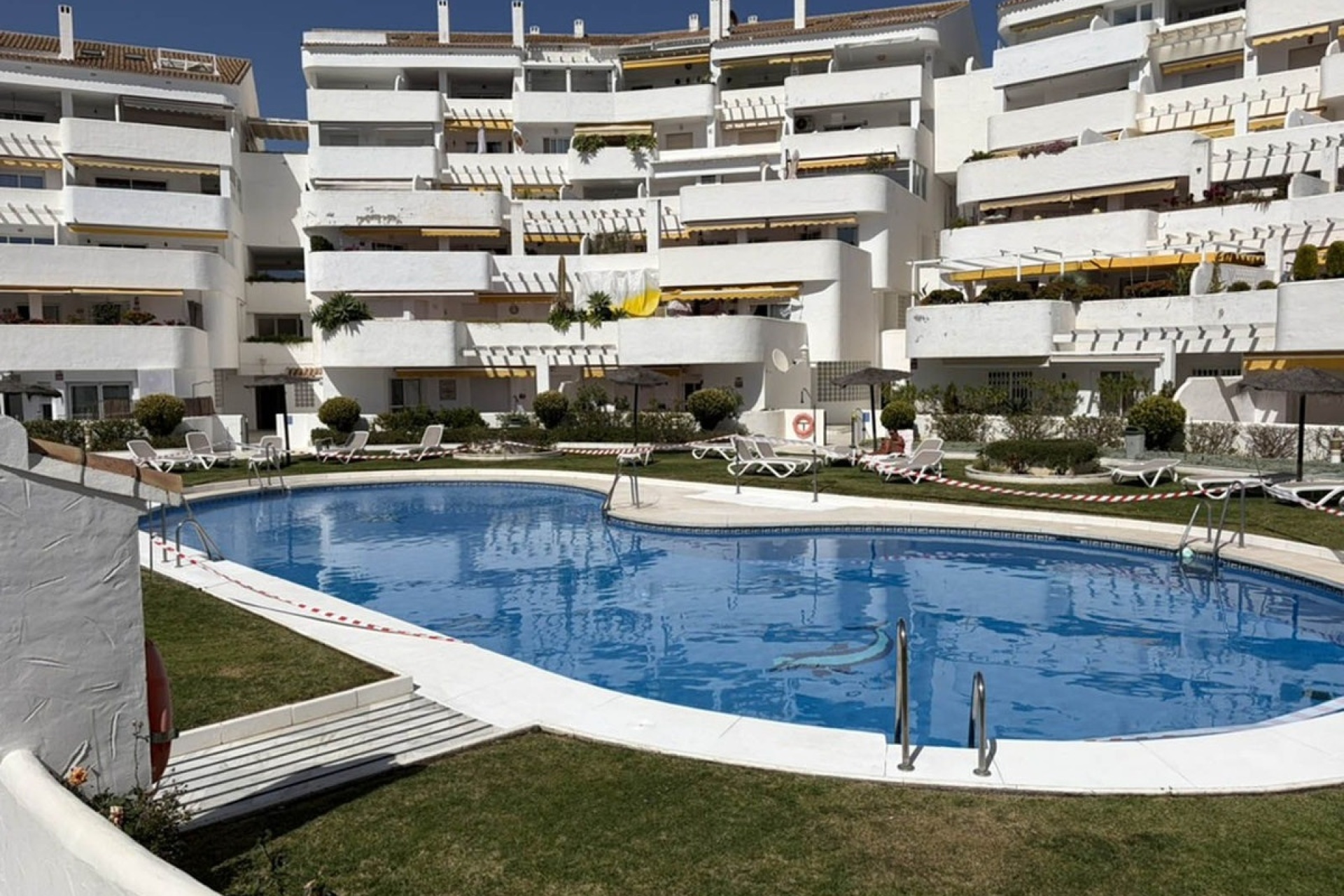 Resale - apartment - Marbella - Nueva Andalucía