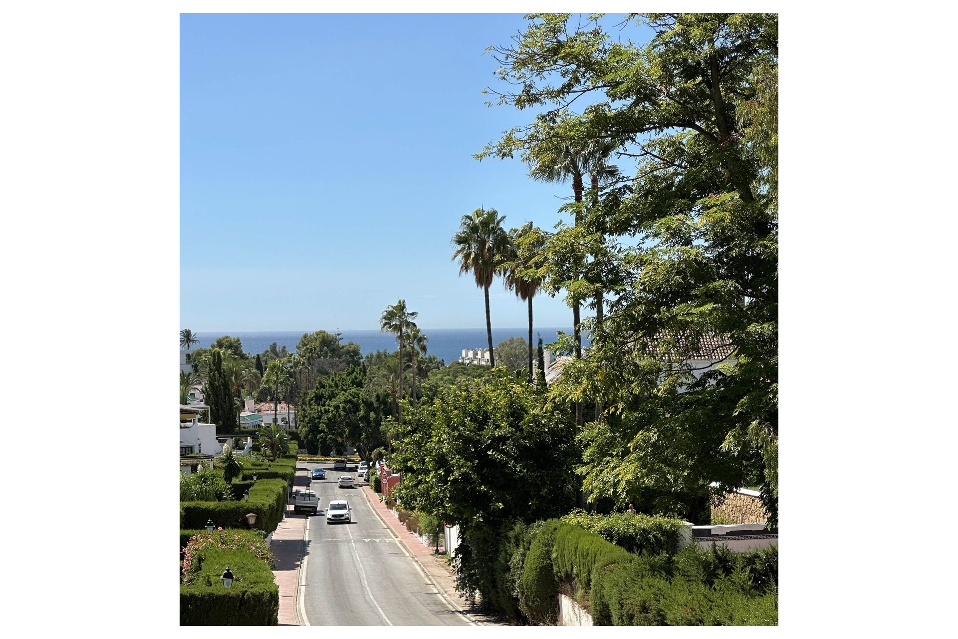 Resale - apartment - Marbella - Nueva Andalucía