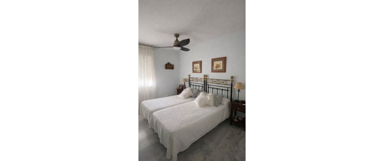 Resale - apartment - Marbella - Nueva Andalucía