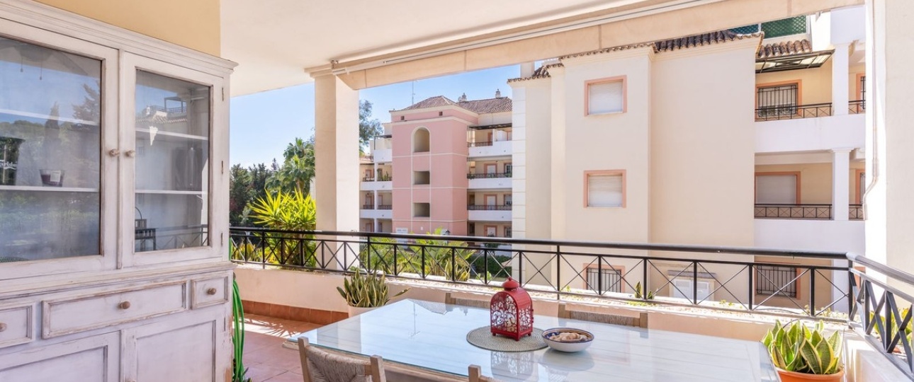 Resale - apartment - Marbella - Nueva Andalucía