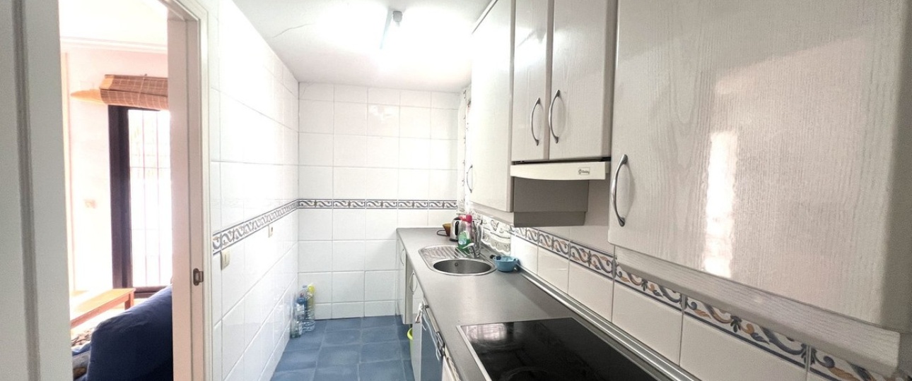 Resale - apartment - Marbella - Nueva Andalucía