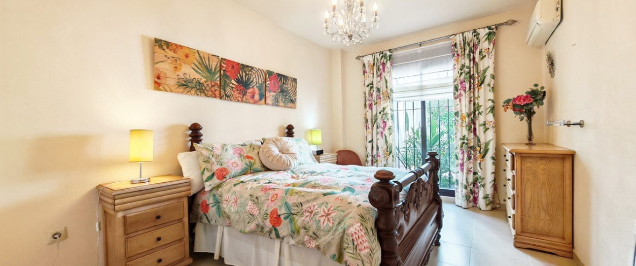 Resale - apartment - Marbella - Nueva Andalucía