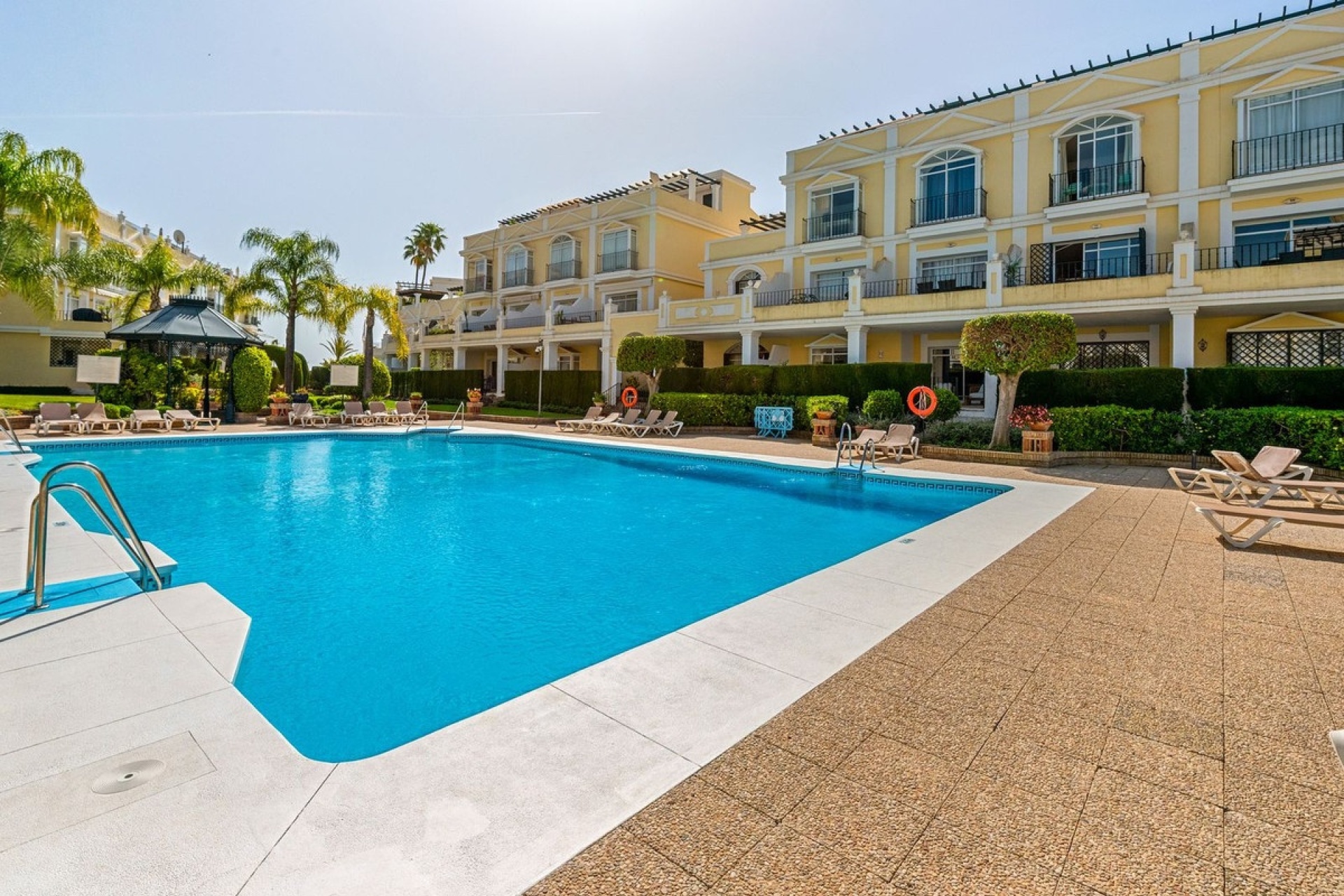 Resale - apartment - Marbella - Nueva Andalucía