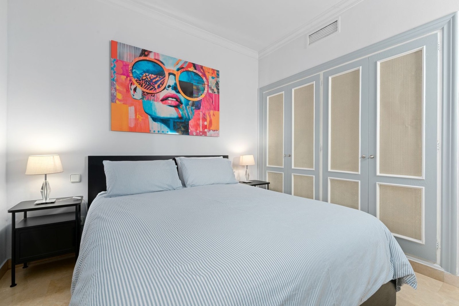 Resale - apartment - Marbella - Nueva Andalucía