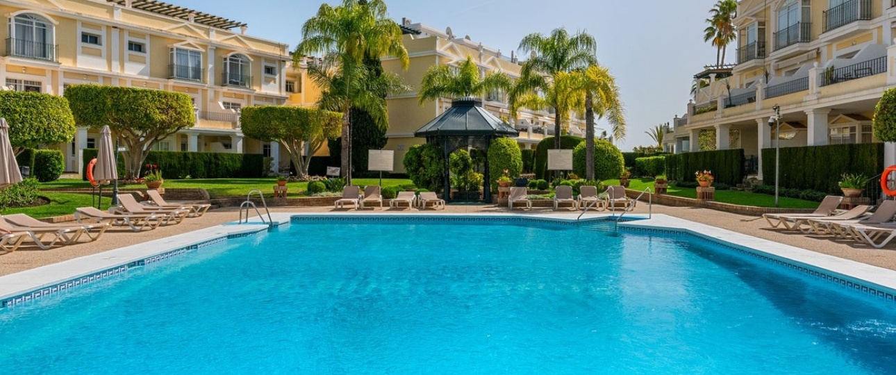 Resale - apartment - Marbella - Nueva Andalucía