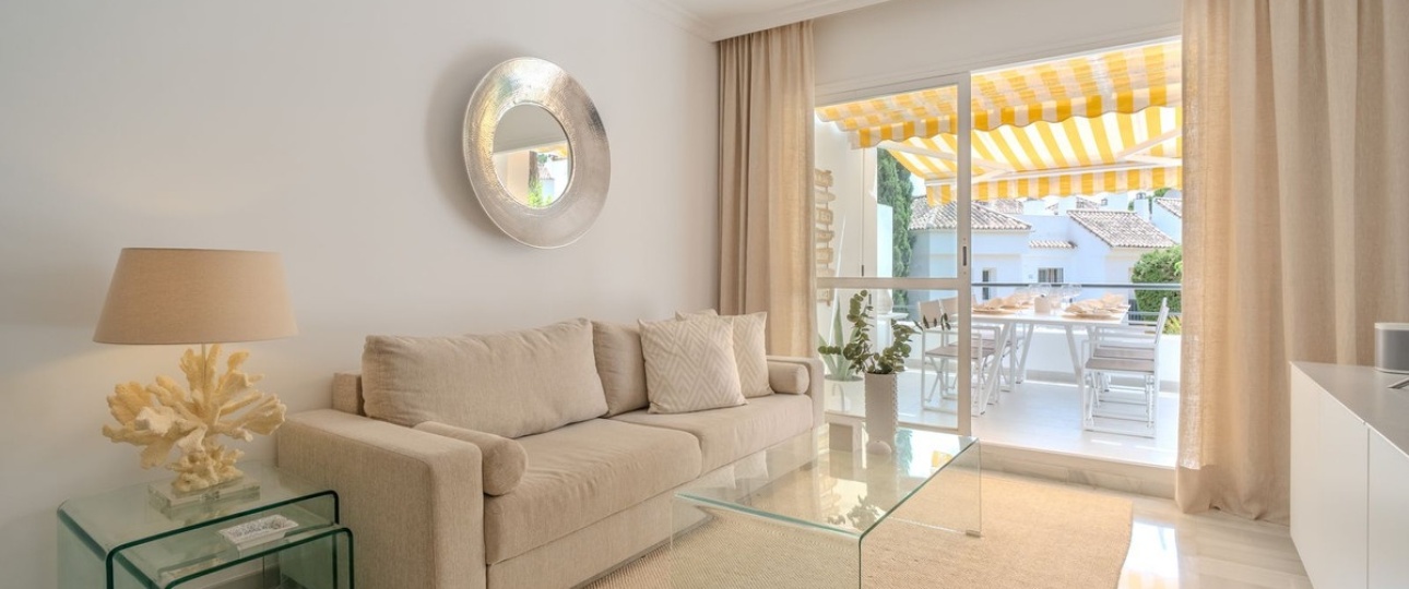 Resale - apartment - Marbella - Nueva Andalucía