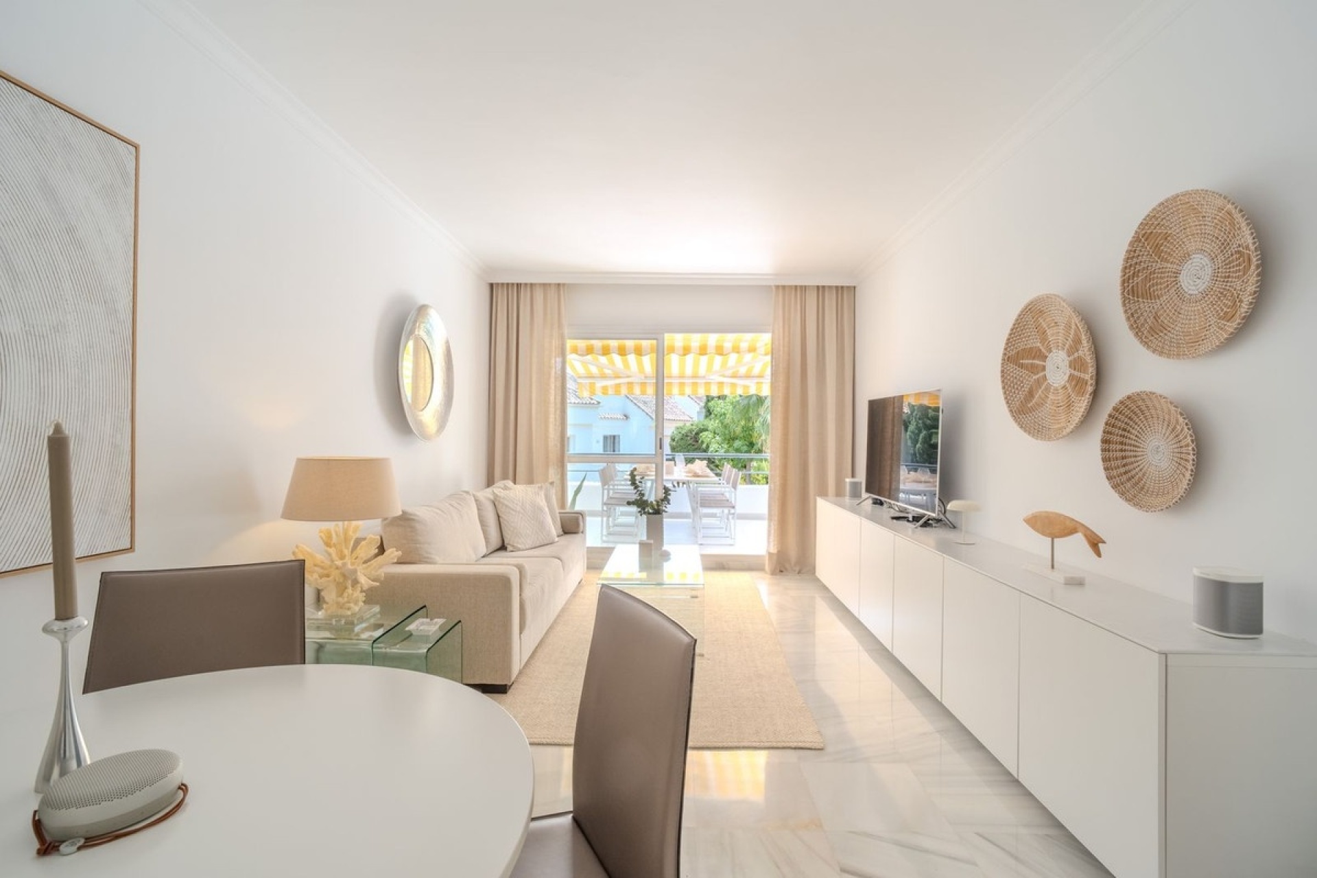 Resale - apartment - Marbella - Nueva Andalucía