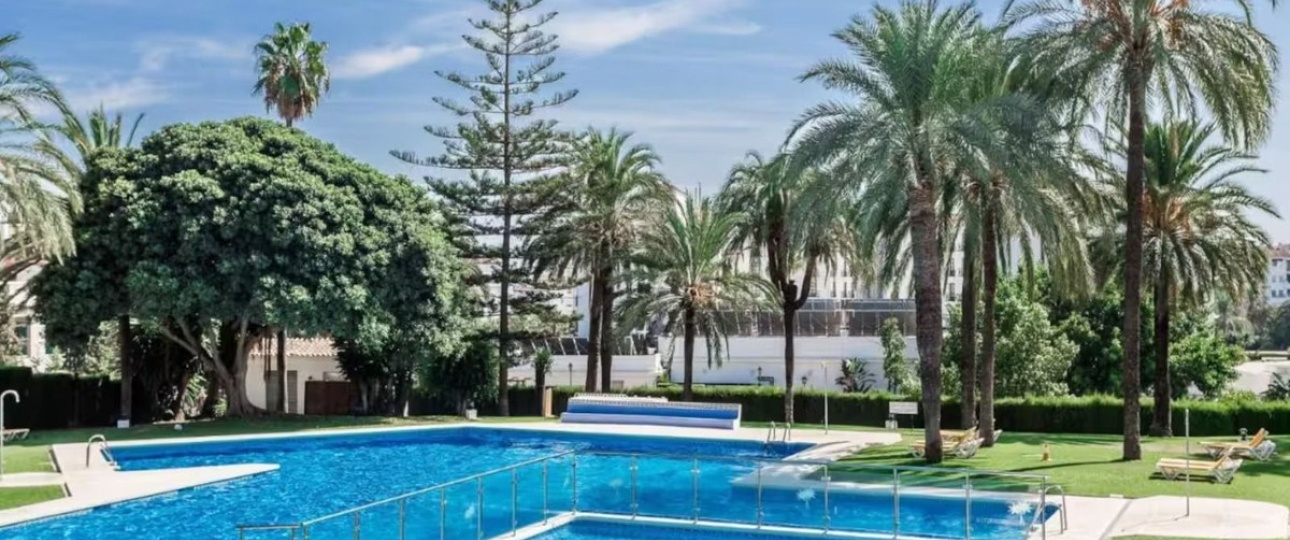 Resale - apartment - Marbella - Nueva Andalucía