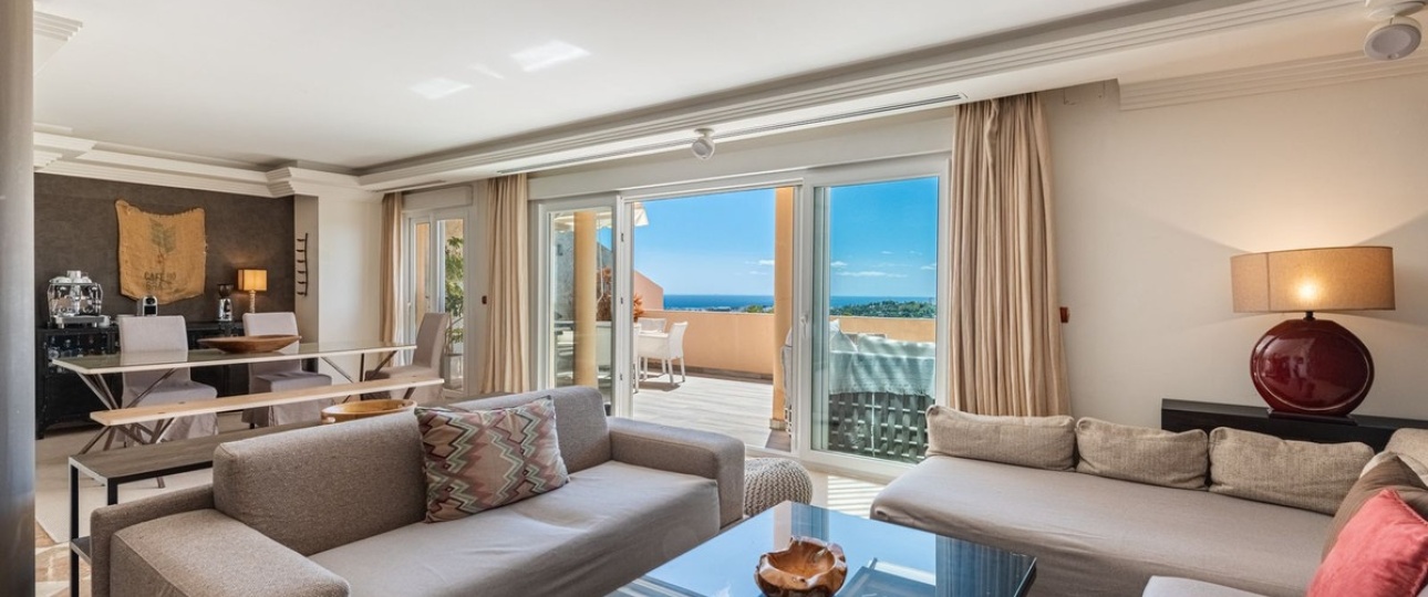 Resale - apartment - Marbella - Nueva Andalucía