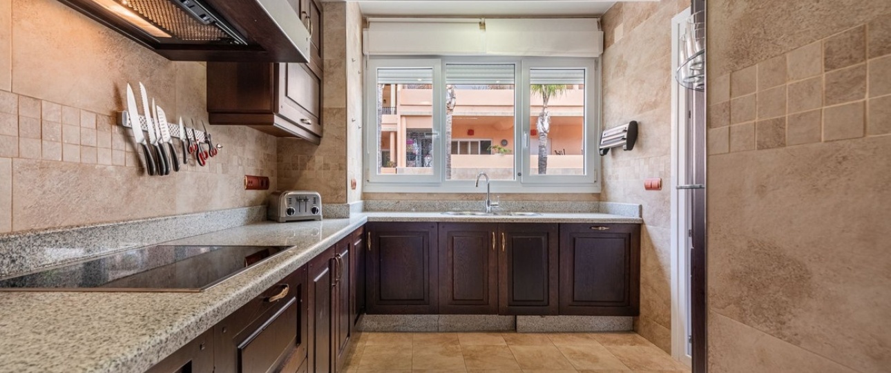 Resale - apartment - Marbella - Nueva Andalucía